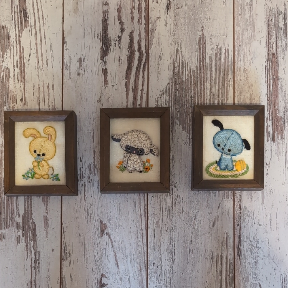 Vintage Animal Embroidery Wall Art Set